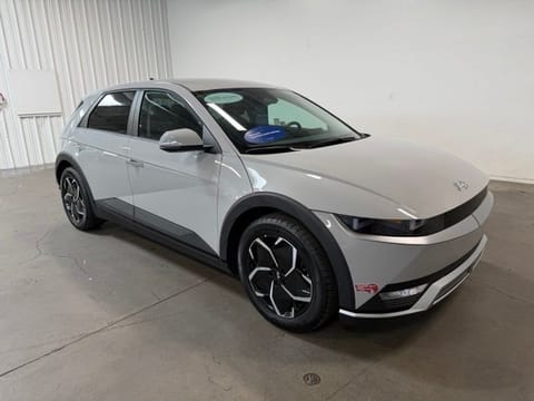 1 imagen de 2024 Hyundai IONIQ 5 SEL