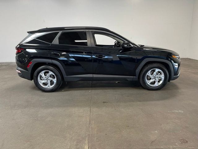 2024 Hyundai Tucson SEL photo 2
