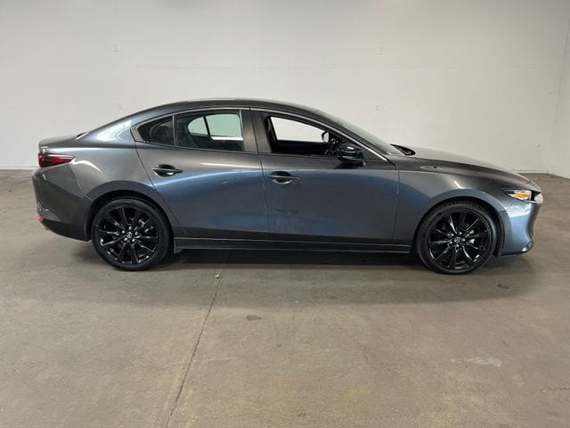 2024 Mazda Mazda3 Select Sport photo 2
