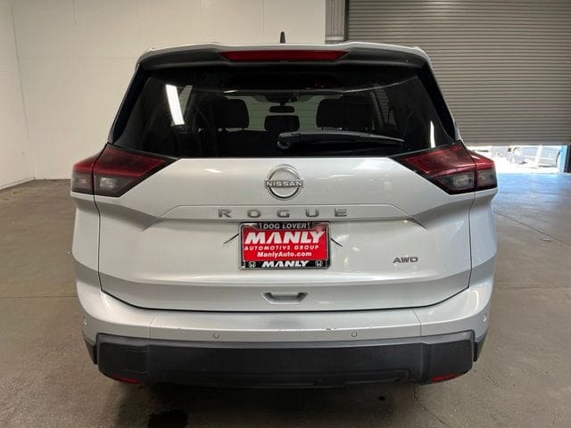 2024 Nissan Rogue S photo 4