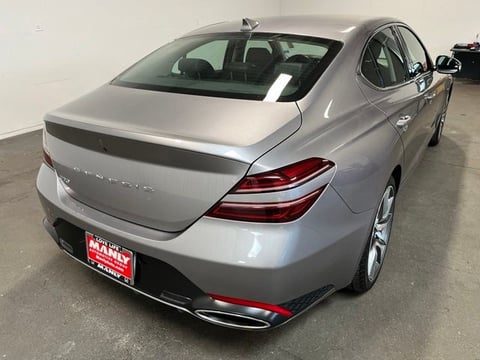 2025 Genesis G70 2.5T