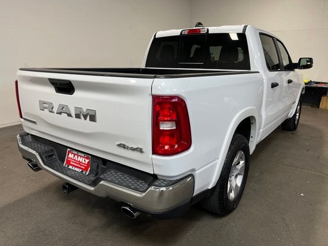 2025 RAM Ram 1500 Pickup Big Horn/Lone Star photo 3