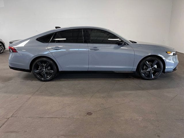 2026 Honda Accord Hybrid Sport-L photo 2