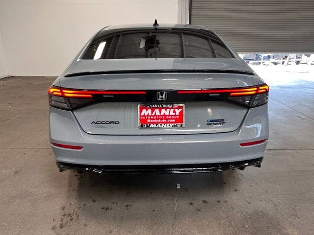 2026 Honda Accord Hybrid Sport-L photo 4