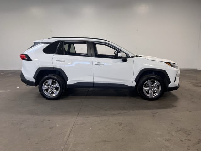 Used 2023 Toyota RAV4 XLE with VIN 2T3W1RFV9PW279873 for sale in Kansas City