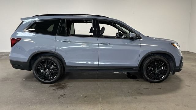 Used 2022 Honda Pilot Black Edition with VIN 5FNYF6H74NB055601 for sale in Santa Rosa, CA