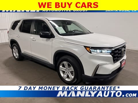 1 image of 2023 Honda Pilot LX