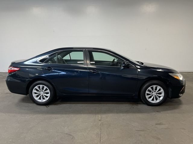 Used 2015 Toyota Camry LE with VIN 4T4BF1FK0FR475267 for sale in Santa Rosa, CA