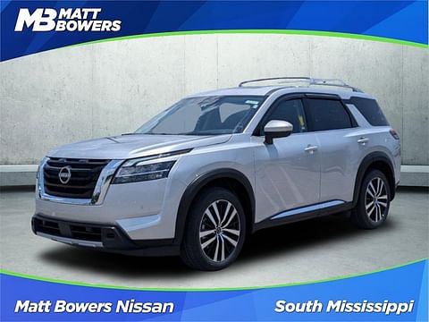 1 image of 2024 Nissan Pathfinder Platinum