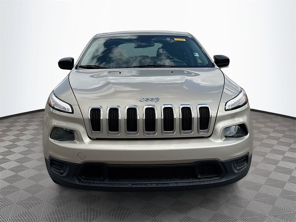 Used 2014 Jeep Cherokee Sport with VIN 1C4PJLAB5EW199905 for sale in Diberville, MS