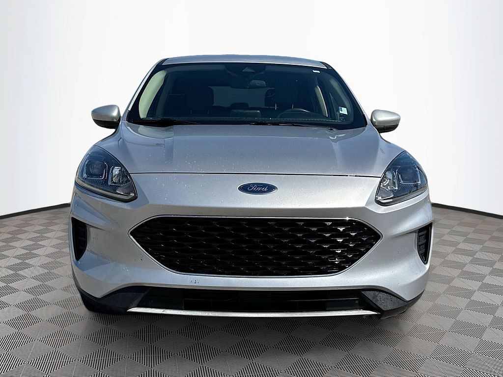 Used 2020 Ford Escape SE with VIN 1FMCU0G67LUB91887 for sale in Diberville, MS