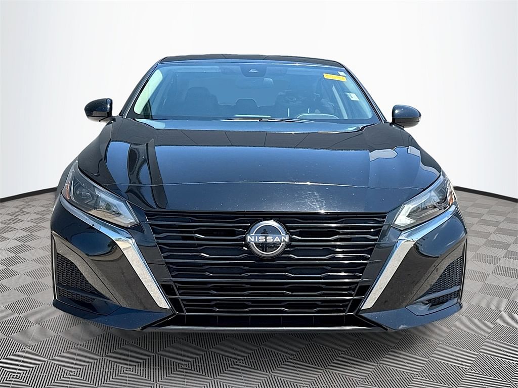 Used 2023 Nissan Altima SV with VIN 1N4BL4DV9PN343499 for sale in Diberville, MS