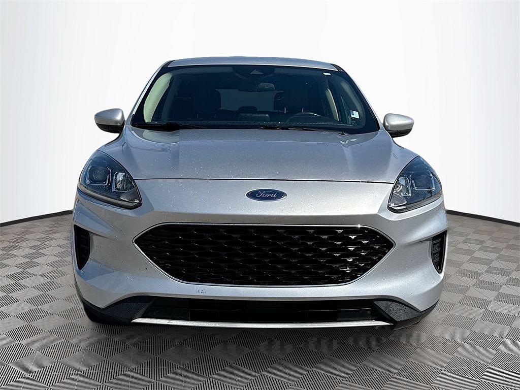 Used 2020 Ford Escape SE with VIN 1FMCU0G67LUB91887 for sale in Diberville, MS