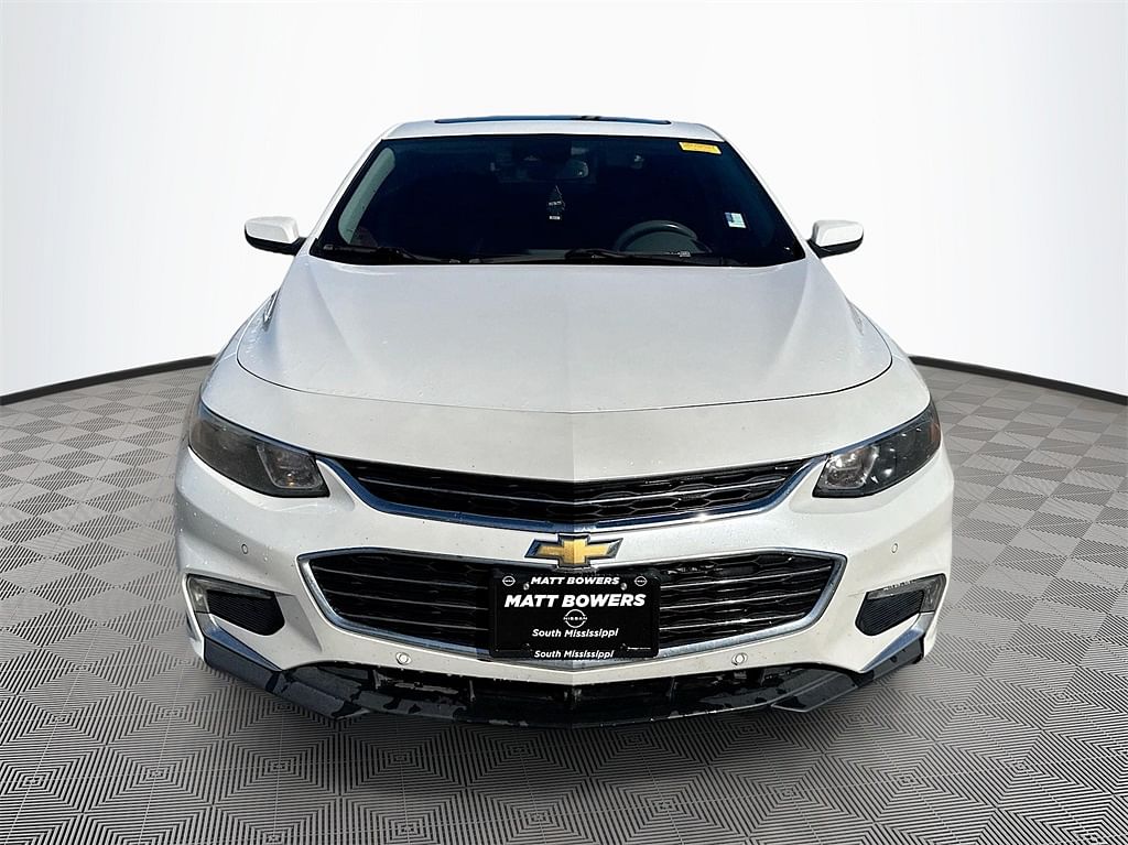 Used 2018 Chevrolet Malibu Premier with VIN 1G1ZE5SX0JF108402 for sale in Diberville, MS