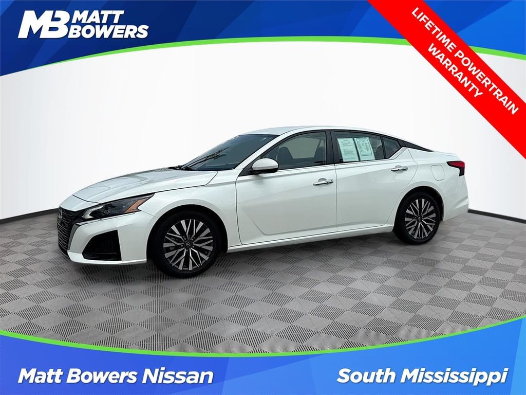 2023 Nissan Altima SV