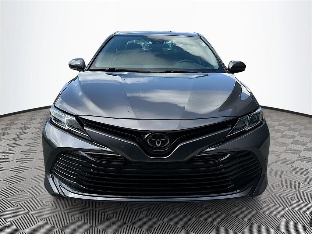 Used 2020 Toyota Camry LE with VIN 4T1C11AKXLU937754 for sale in Diberville, MS