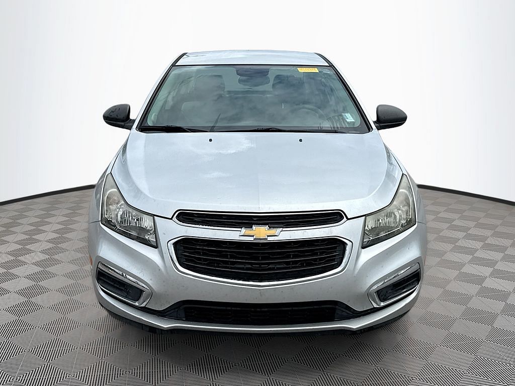 Used 2016 Chevrolet Cruze Limited LS with VIN 1G1PC5SH8G7218946 for sale in D'Iberville, MS