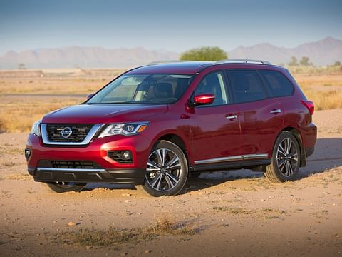 1 image of 2019 Nissan Pathfinder SV