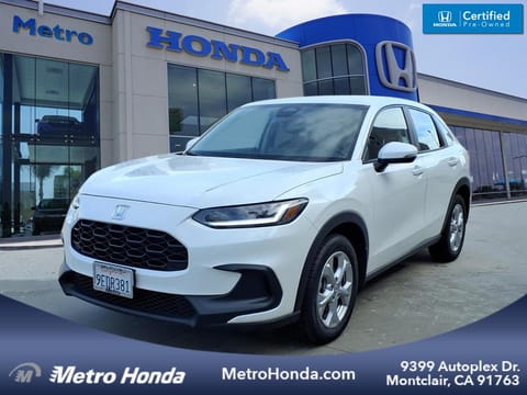 1 image of 2023 Honda HR-V LX