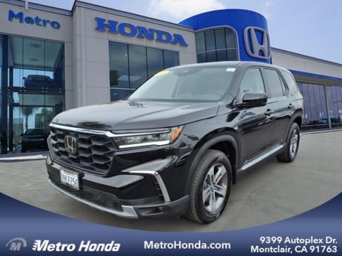 1 image of 2023 Honda Pilot EX-L