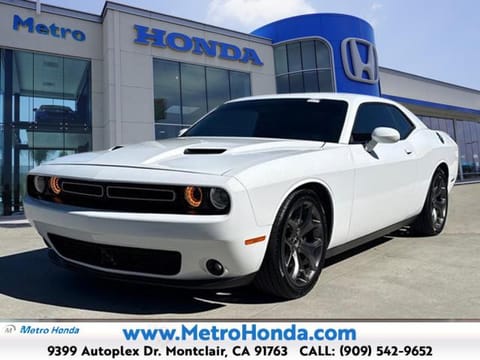 1 image of 2015 Dodge Challenger R/T Plus