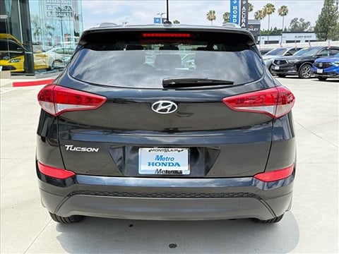 2017 Hyundai TUCSON SE
