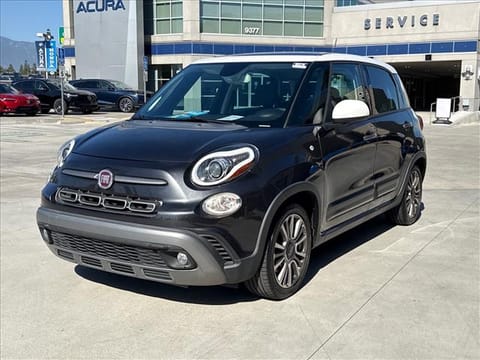 1 image of 2019 FIAT 500L Trekking