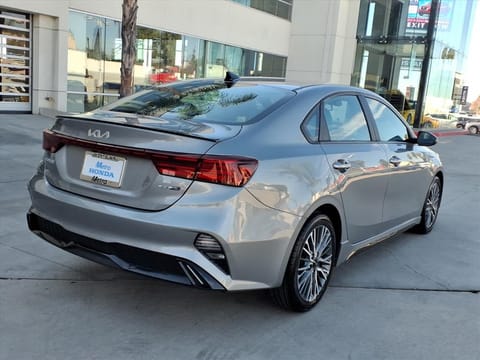 2022 Kia Forte GT-Line