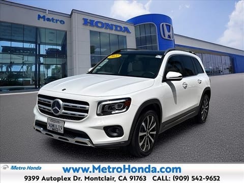 1 image of 2022 Mercedes-Benz GLB GLB 250