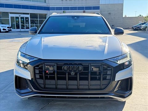 2023 Audi SQ8 4.0T quattro Premium Plus