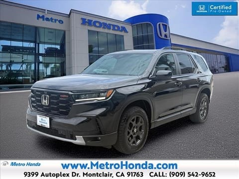 1 image of 2025 Honda Pilot TrailSport