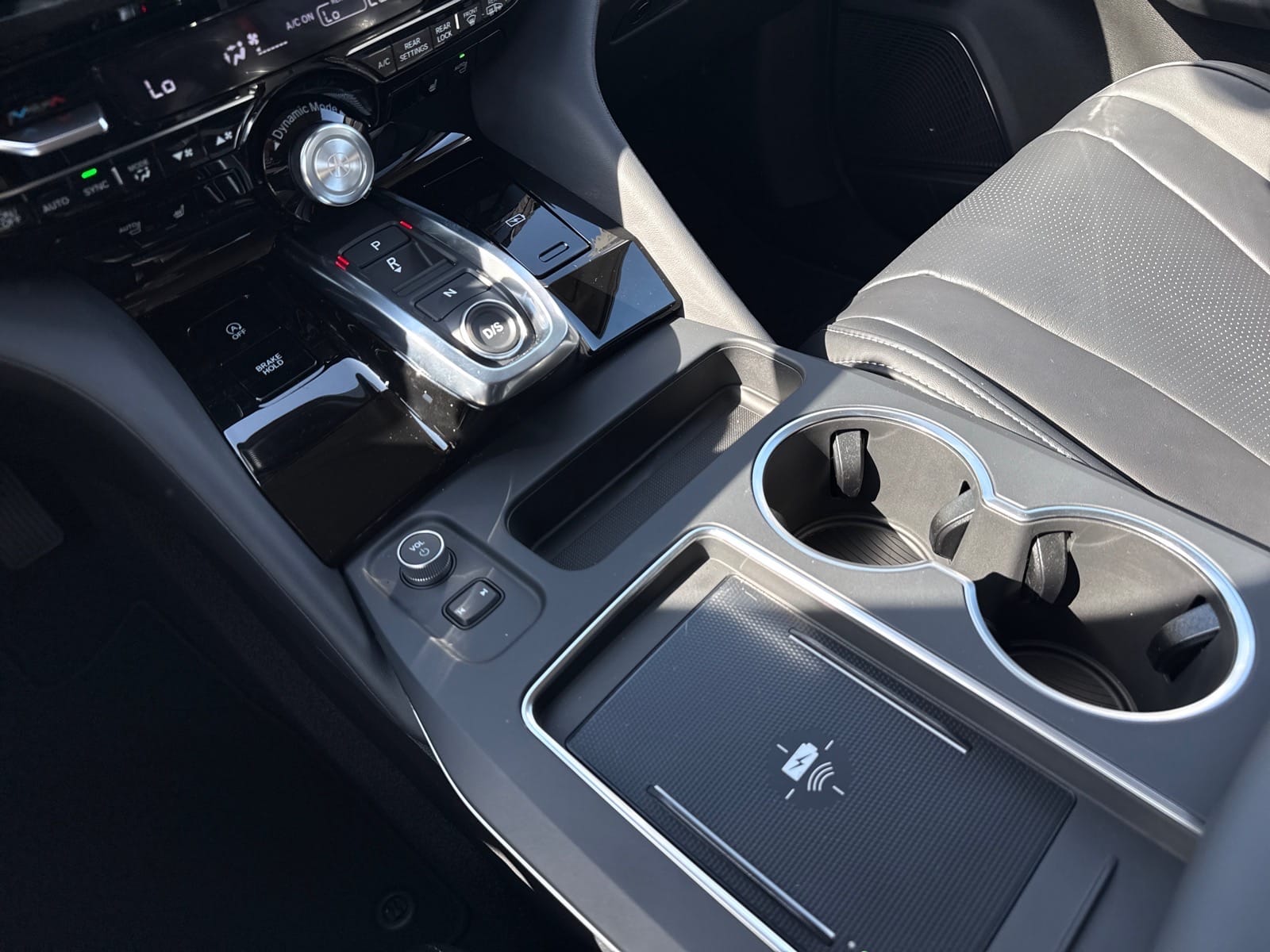 2026 Acura MDX Technology Package - Photo 17