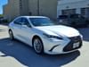 26 thumbnail image of  2023 Lexus ES 300h Luxury