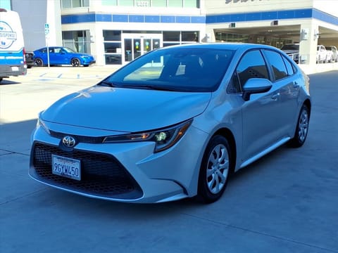 1 image of 2020 Toyota Corolla LE