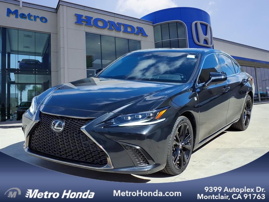 2024 Lexus ES Hybrid 300h F SPORT Handling's photo