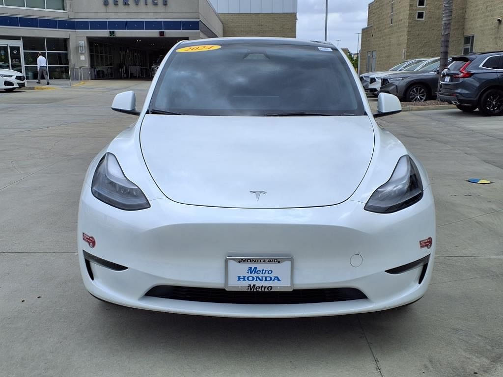 Used 2024 Tesla Model Y Long Range with VIN 7SAYGDEE0RA217900 for sale in Montclair, CA