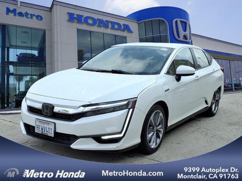 1 image of 2018 Honda Clarity Plug-In Hybrid