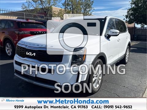 1 image of 2022 Kia Telluride LX