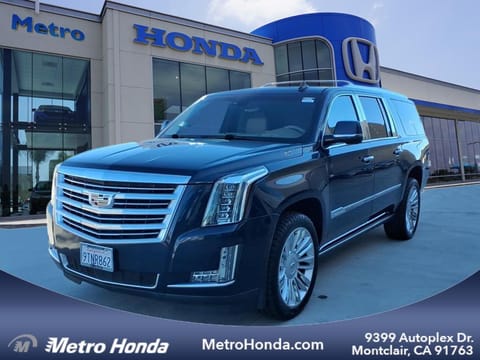 1 image of 2019 Cadillac Escalade ESV Platinum