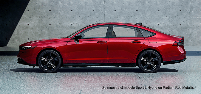 Se muestra el modelo Sport-L Hybrid en Radiant Red Metallic