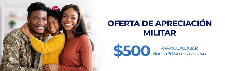 Una familia feliz a la izquierda, con texto sobre una oferta de agradecimiento a los militares a la derecha de la imagen.