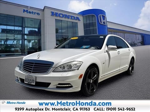 1 image of 2012 Mercedes-Benz S-Class S 550 4MATIC