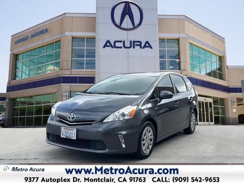 1 image of 2013 Toyota Prius v Two