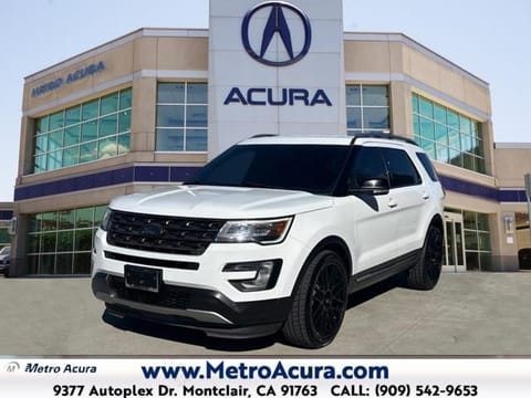 1 image of 2017 Ford Explorer XLT