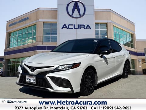 1 imagen de 2021 Toyota Camry XSE