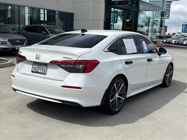 2022 Honda Civic Touring - Photo 3