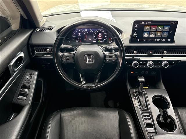 2022 Honda Civic Touring - Photo 6