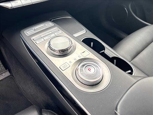 2023 GENESIS GV70 Standard - Photo 9