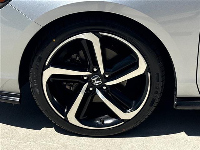 2023 Honda Accord Hybrid Touring - Photo 16