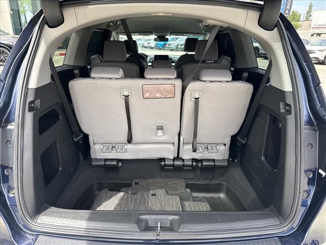 2023 Honda Odyssey EX - Photo 17